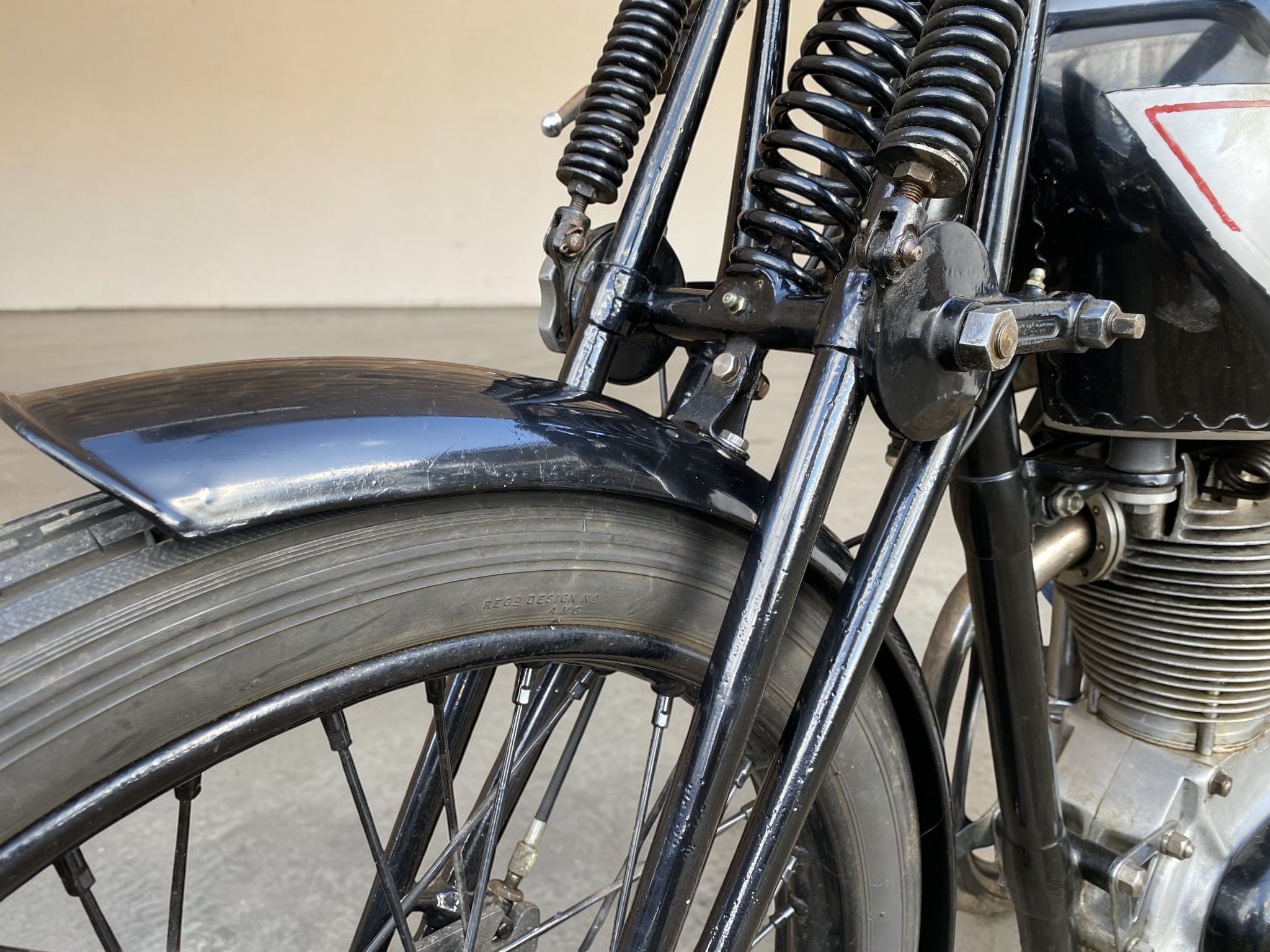 1933 Norton International Model 30 head suspension